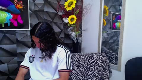 Snapshot of nazper_ chatting on January 23, 3:43 pm Nazper online show from January 23, 3:43 pm