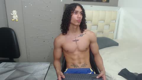 Snapshot of nazper_ chatting on February 1, 7:13 pm Nazper online show from February 1, 7:13 pm
