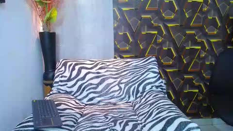 Snapshot of nazper_ chatting on September 18, 2:41 pm Nazper online show from September 18, 2:41 pm