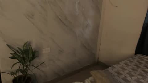 Snapshot of nazzz10 chatting on March 25, 2:01 pm nazzz10 online show from March 25, 2:01 pm