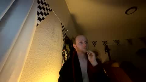 Snapshot of nboss55 chatting on October 13, 11:54 am nboss55 online show from October 13, 11:54 am