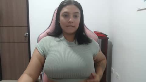 Snapshot of nebyula_star chatting on November 23, 6:41 pm Nebyula online show from November 23, 6:41 pm