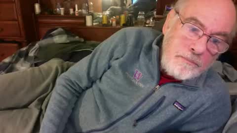 Snapshot of nedddludd chatting on March 17, 1:10 am nedddludd online show from March 17, 1:10 am