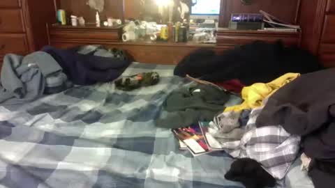 Snapshot of nedddludd chatting on April 11, 12:26 am nedddludd online show from April 11, 12:26 am