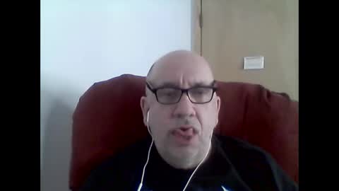 Snapshot of needlesslove chatting on October 5, 7:56 pm Tom online show from October 5, 7:56 pm