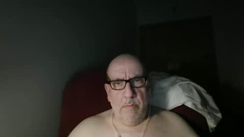 Snapshot of needlesslove chatting on March 12, 1:34 am Tom online show from March 12, 1:34 am