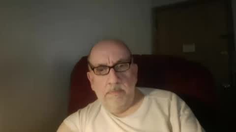 Snapshot of needlesslove chatting on July 11, 12:24 am Tom online show from July 11, 12:24 am