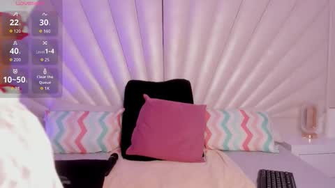 neereth online show from February 5, 9:19 pm