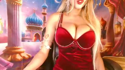 nefertari8 online show from May 7, 8:31 am