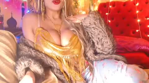 Snapshot of nefertari8 chatting on July 10, 11:51 pm nefertari8 online show from July 10, 11:51 pm