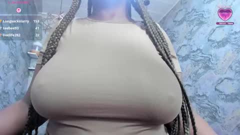 Snapshot of neffertiry_ebonny chatting on October 19, 6:47 am Nefer  online show from October 19, 6:47 am