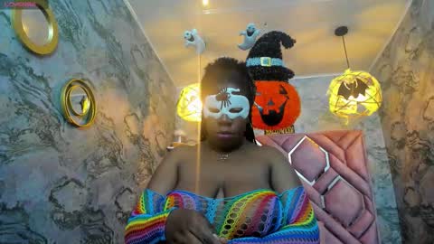 Snapshot of neffertiry_ebonny chatting on October 30, 4:58 am Nefer  online show from October 30, 4:58 am