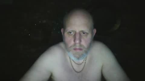 Snapshot of neil_uk_1976 chatting on December 22, 5:21 pm Neil online show from December 22, 5:21 pm