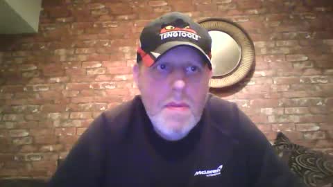 Snapshot of neil_uk_1976 chatting on October 4, 4:43 am Neil online show from October 4, 4:43 am