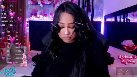 Snapshot of nekomisaki chatting on September 25, 11:47 am Miah online show from September 25, 11:47 am