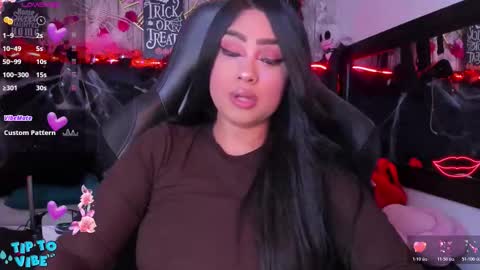 Snapshot of nekomisaki chatting on October 19, 11:44 am Miah online show from October 19, 11:44 am