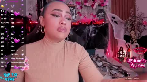 Snapshot of nekomisaki chatting on October 21, 11:55 am Miah online show from October 21, 11:55 am