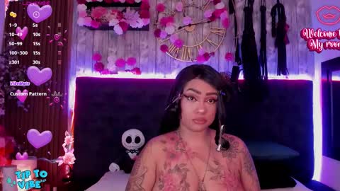 Miah online show from November 12, 11:54 am