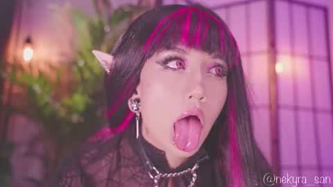 Mely  Birthday party saturday night BYO online show from October 5, 1:04 am