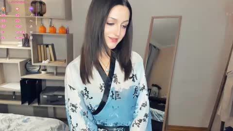 Vicky and Beatrice online show from January 16, 6:56 pm