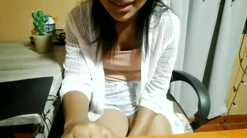 nelia_84 online show from June 10, 2:34 am