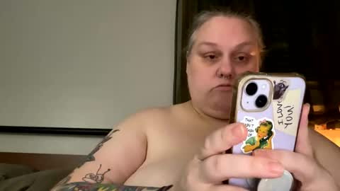 Nellie Atlas online show from November 29, 2:25 am