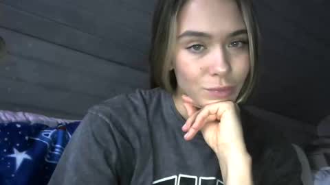 Snapshot of nelly_fortu chatting on November 5, 11:21 am nelly_fortu online show from November 5, 11:21 am