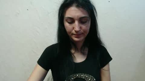 Nensy online show from December 9, 3:00 pm