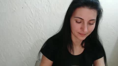 Nensy online show from December 10, 3:22 pm