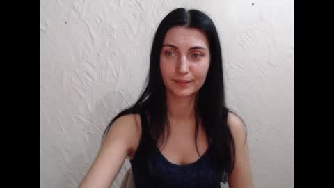 Nensy online show from February 19, 5:27 pm