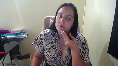 kelly lopez online show from December 10, 5:11 pm