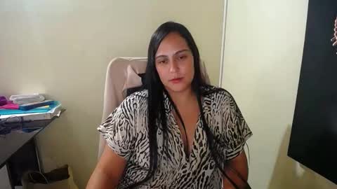 kelly lopez online show from December 10, 8:16 pm