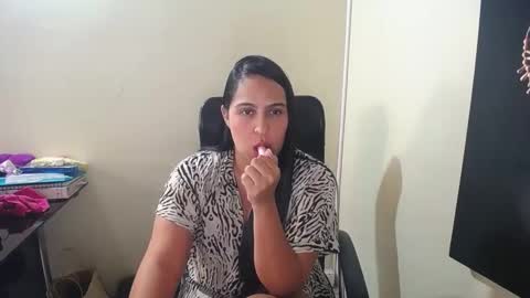 kelly lopez online show from December 18, 7:41 pm