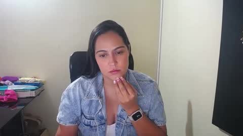 kelly lopez online show from December 20, 1:33 pm
