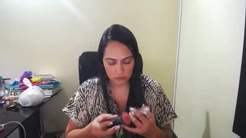 kelly lopez online show from December 26, 1:54 pm