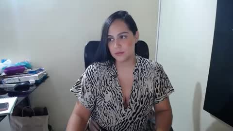 kelly lopez online show from January 30, 1:21 pm