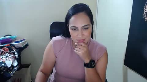 kelly lopez online show from February 1, 1:51 pm