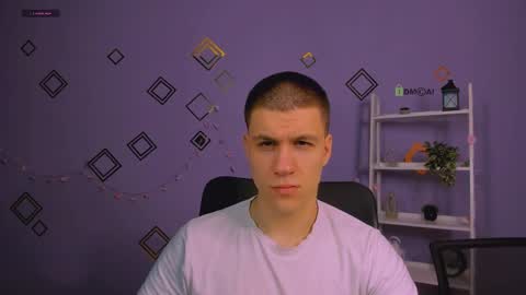 neo_raze_ online show from May 16, 7:01 pm