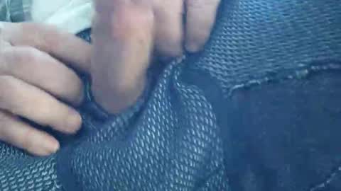 neohiom4f online show from December 15, 5:50 pm