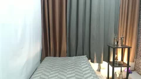 neomi online show from March 11, 4:24 pm