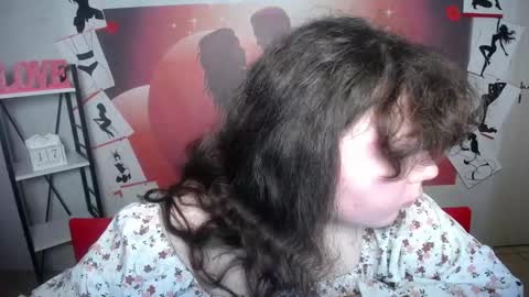 NeonilaLisova online show from November 20, 6:57 am