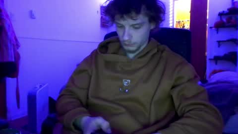nephew_p online show from May 6, 1:25 am