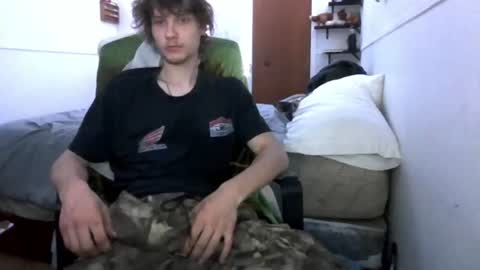Snapshot of nephew_p chatting on June 23, 1:03 am nephew_p online show from June 23, 1:03 am