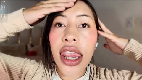 Snapshot of nerak_a chatting on December 28, 6:50 pm Helena    Every Friday new video for my fan club loves  online show from December 28, 6:50 pm