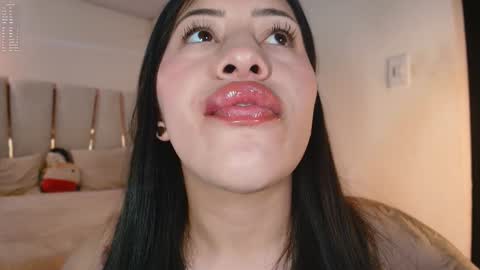 Snapshot of nerak_a chatting on January 25, 5:51 pm Helena    Every Friday new video for my fan club loves  online show from January 25, 5:51 pm