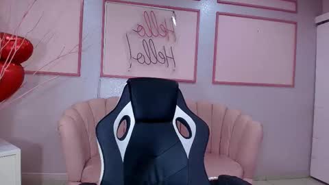 Snapshot of nerak_a chatting on March 11, 7:25 pm Helena    Every Friday new video for my fan club loves  online show from March 11, 7:25 pm
