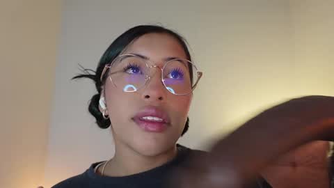 Snapshot of nerak_a chatting on September 18, 4:42 pm Helena    Every Friday new video for my fan club loves  online show from September 18, 4:42 pm