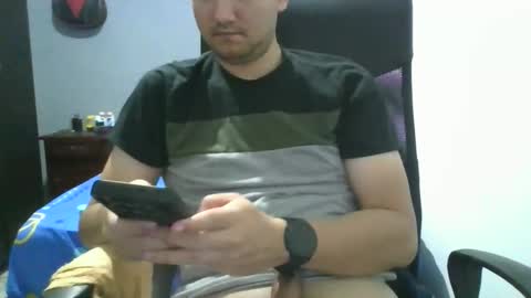 Snapshot of nerdxxx94 chatting on May 23, 5:56 am MrBull online show from May 23, 5:56 am