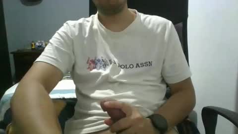 Snapshot of nerdxxx94 chatting on May 31, 4:42 am MrBull online show from May 31, 4:42 am