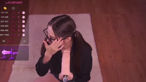 Lina Liza Emily and Grace online show from September 11, 6:57 am